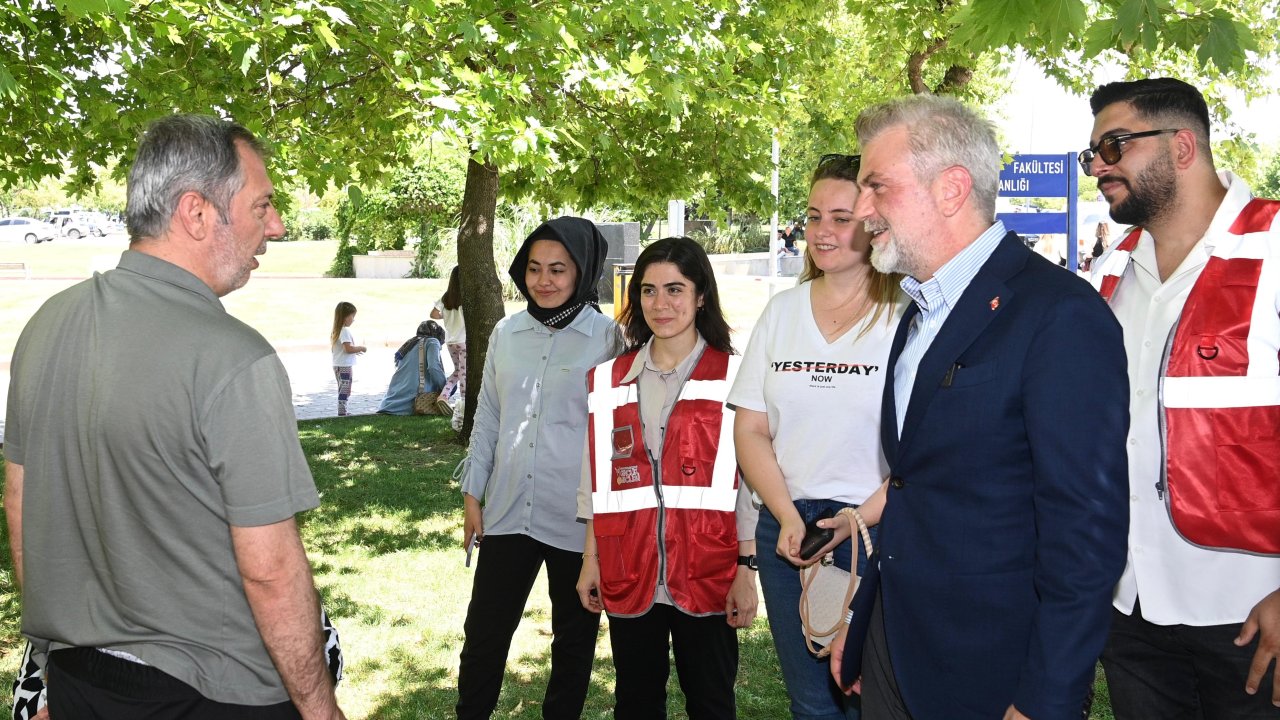 Başkan Görgel, YKS Adaylarını ve Ailelerini Yalnız Bırakmadı
