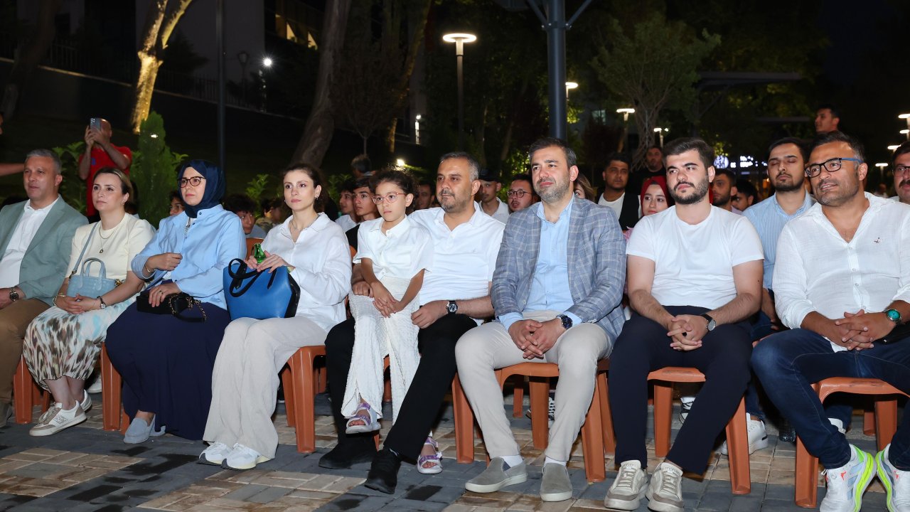 Abdal Halil Ağa Parkı’nda Müzik ve Huzur Buluştu