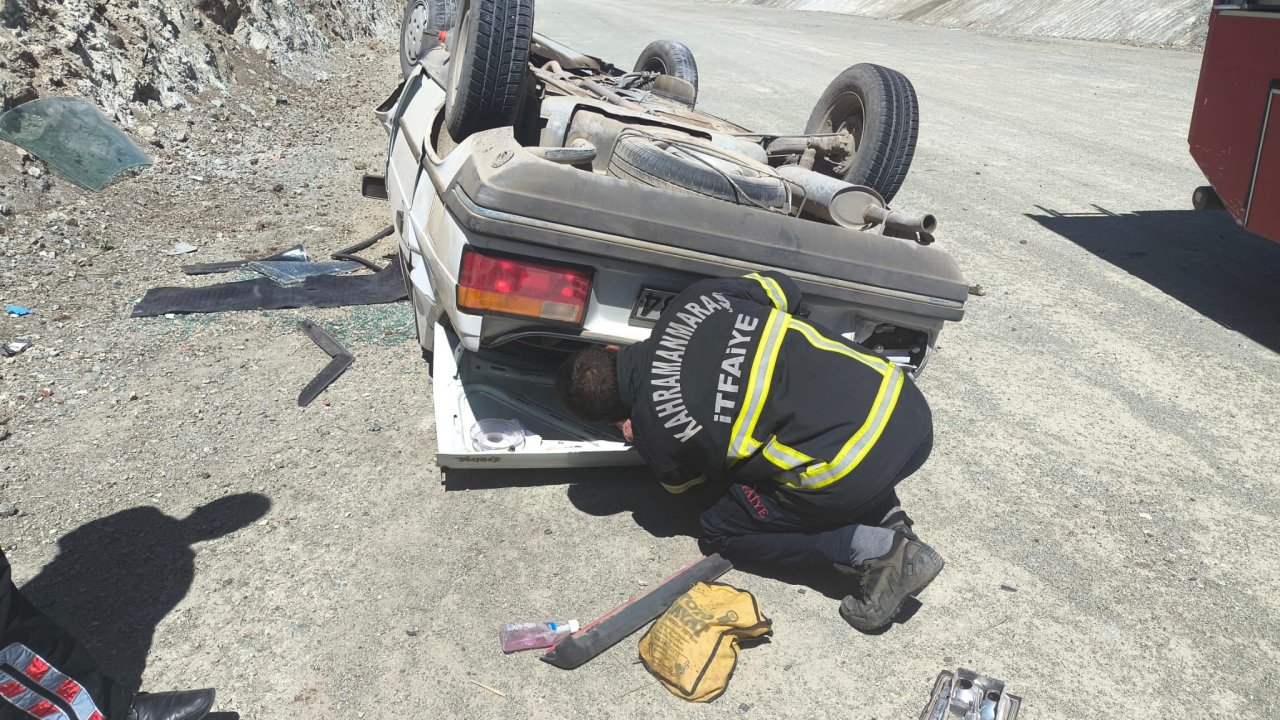 Afşin’de otomobil takla attı: 2 yaralı