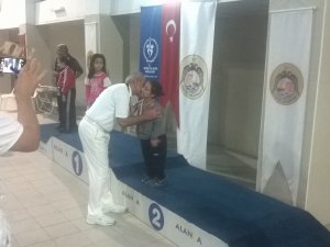 Kahramanmaraş'a yüzmeden 8 madalya