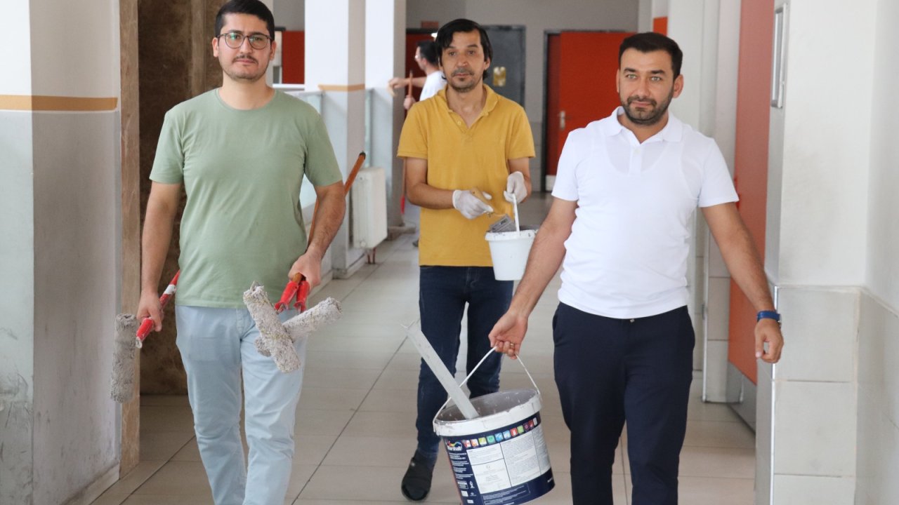 Cumhuriyet Ortaokulunda Gönüllü Seferberlik ve dayanışama