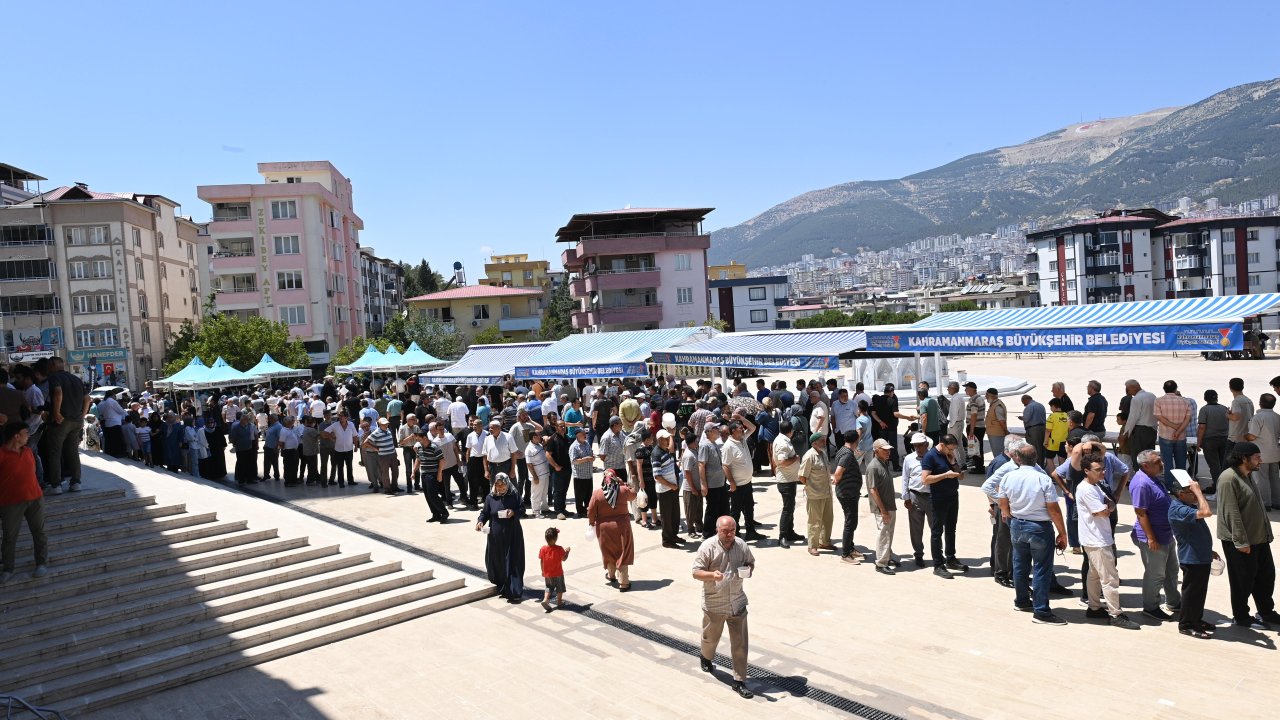 Kahramanmaraş’ta Muharrem Ayında Gönüller Aşureyle Buluştu