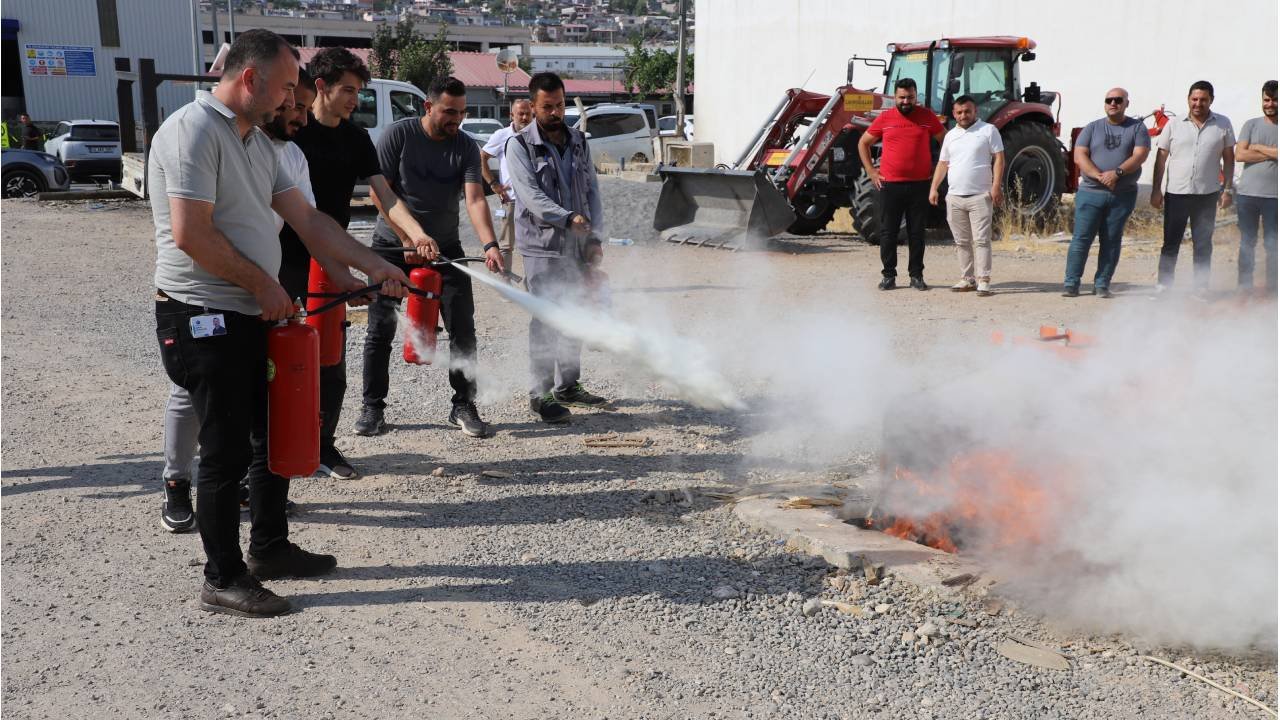 AKEDAŞ Elektrik Dağıtım A.Ş.’den personeline yangın eğitimi ve tatbikat