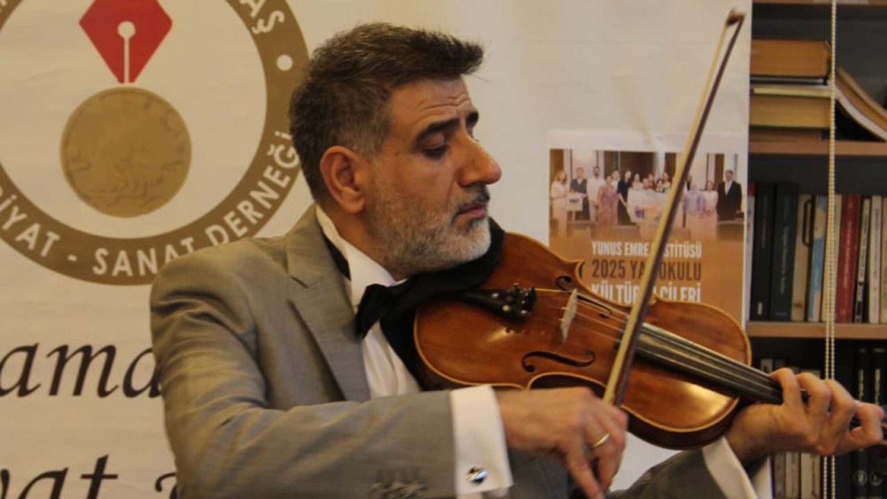 Soner Okan'dan Edebiyatçılarla Keman Dinletisi