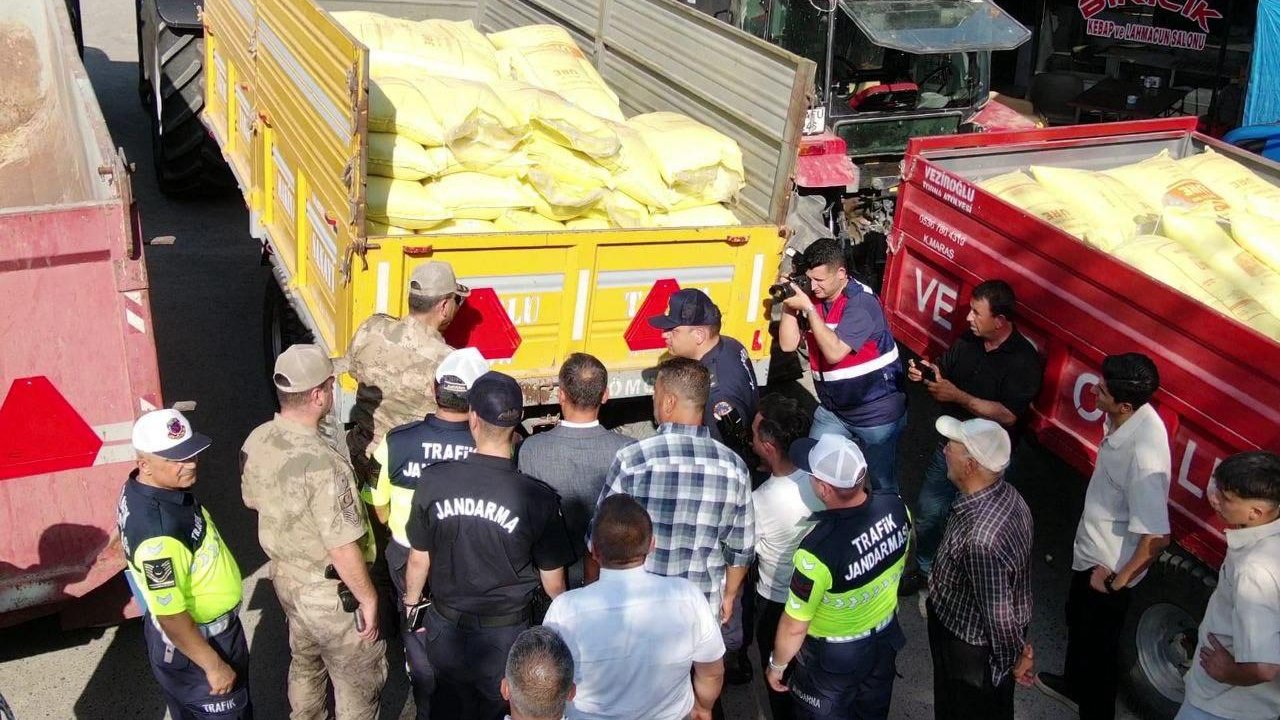 Kahramanmaraş’ta jandarma reflektörleri kendi elleriyle taktı