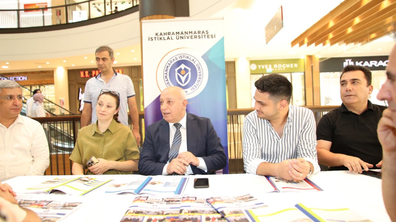 Rektör Bakan, Tercih Tanıtım Günleri’nde Aday Öğrencilerle Buluştu