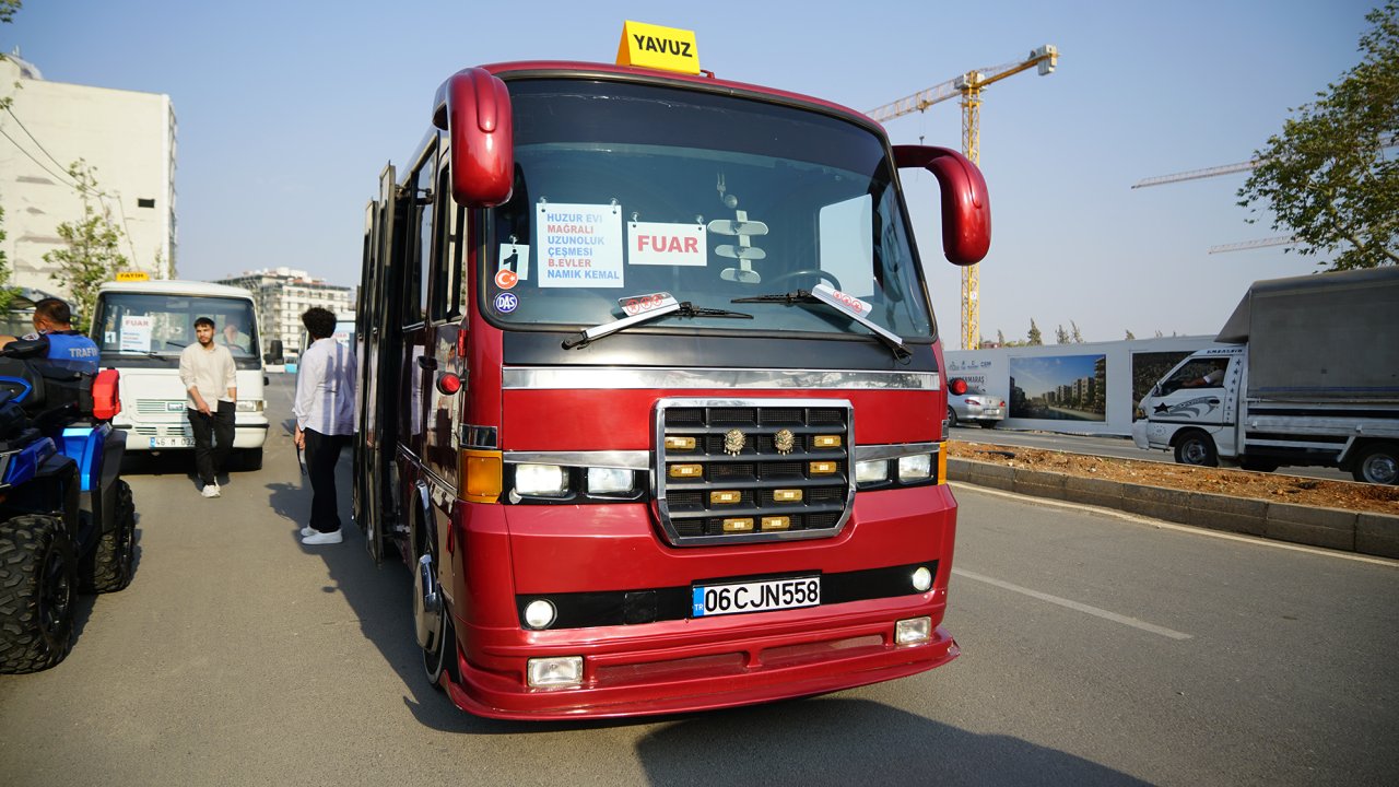 Nostaljik Konvoyla Başlayan Fuar, Geçmişe Yolculuk Sundu