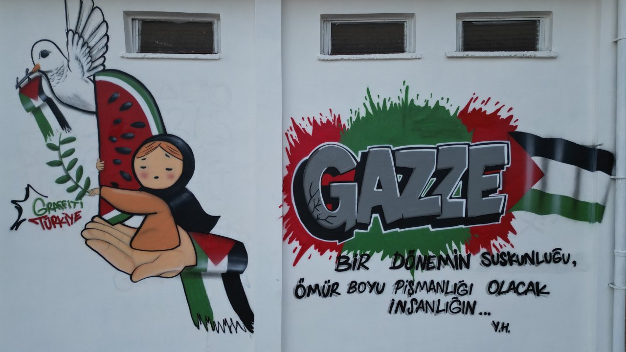 Onikişubat Belediyesi, Filistin temalı grafitilerle trafoları vicdan anıtına dönüştürdü