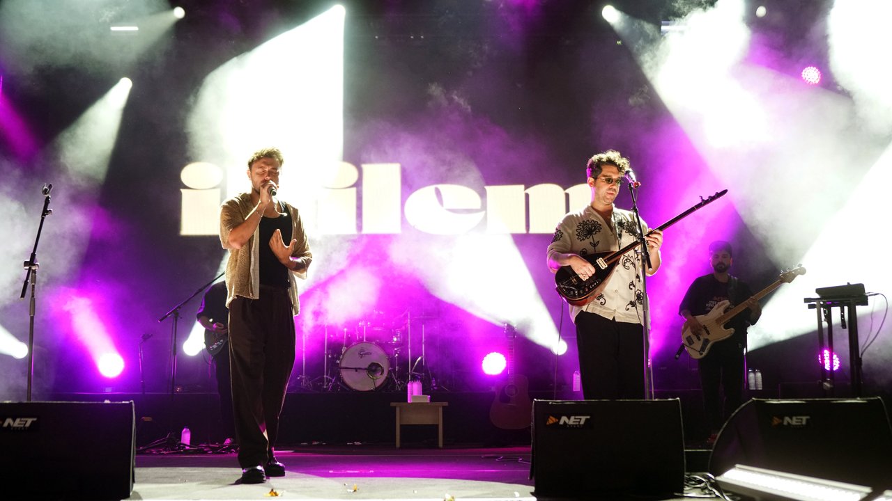 Fuar gecesine imzasını “İkilem” attı