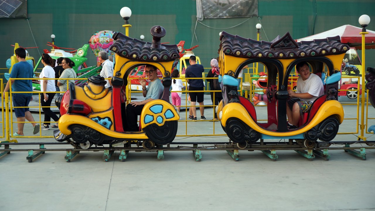 Otizmli Çocuklar Fuarın Renkleri Oldu