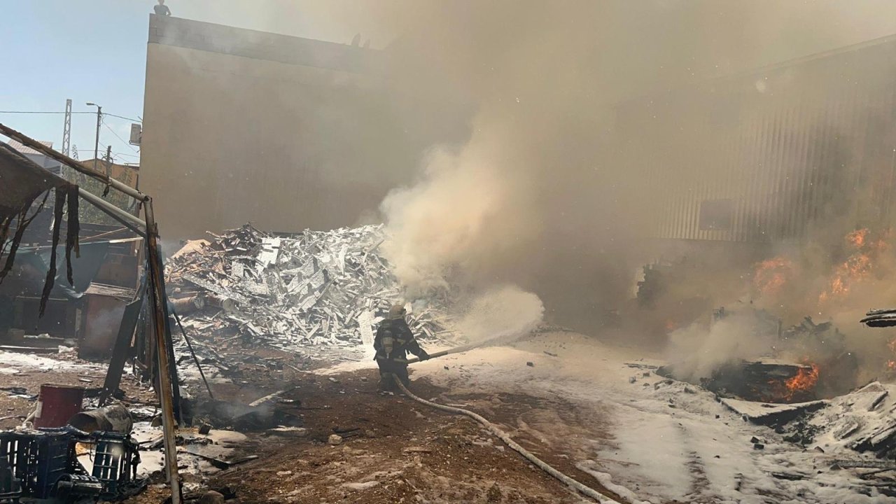 Kahramanmaraş’ta üretim tesisinde yangın