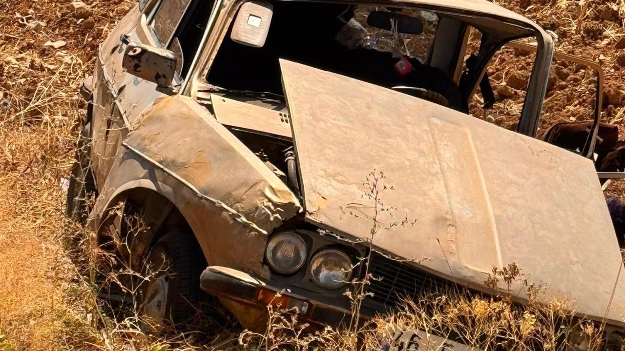 Afşin’de otomobil takla attı: 2 yaralı