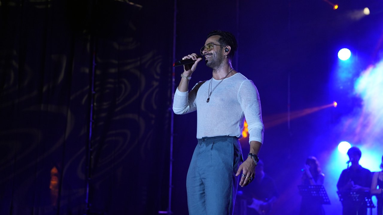 Zafer Bayramı Coşkusu Gökhan Türkmen Konseriyle Tavan Yaptı