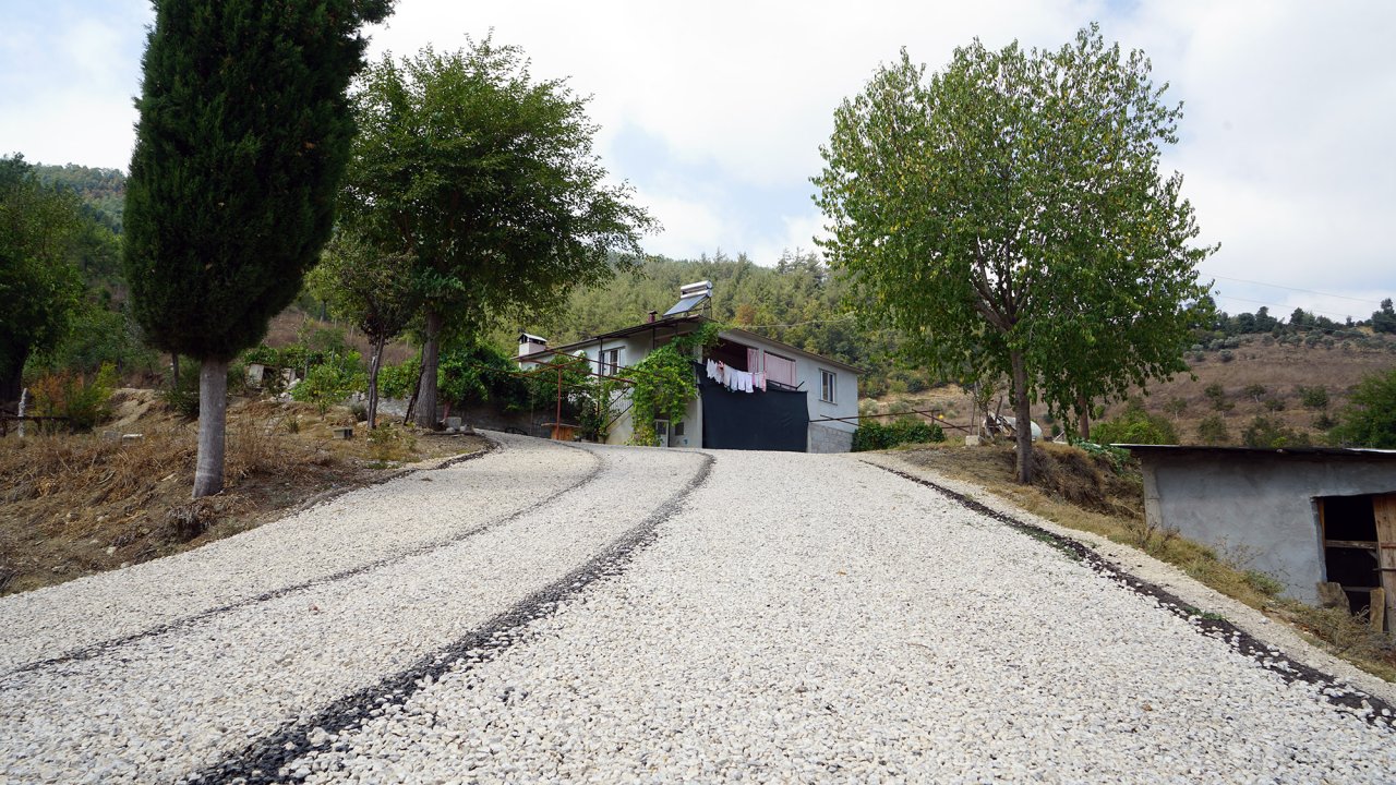 Büyükşehir’den Andırın’a Konforlu Ulaşım: Orçan Oba Yolu Asfaltlandı