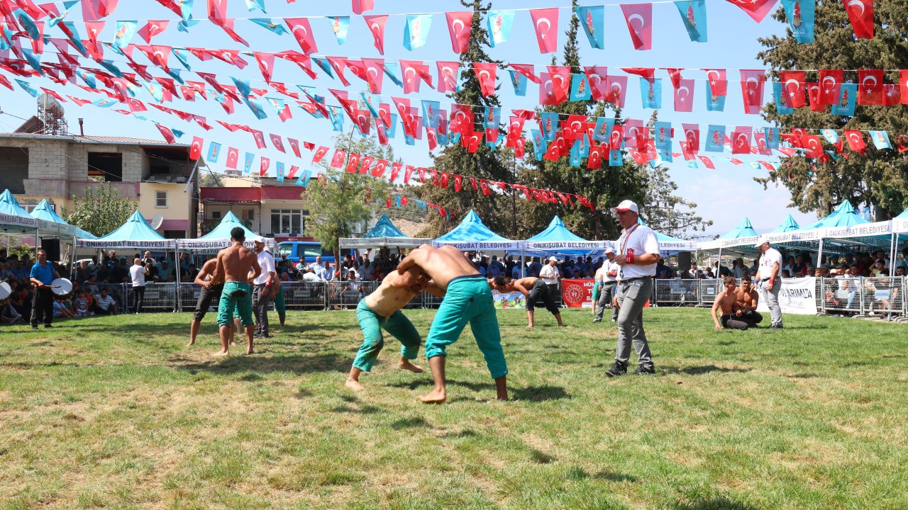 İran, Gürcistan ve 32 İlden Sporcular Hartlap Güreşlerinde Buluştu