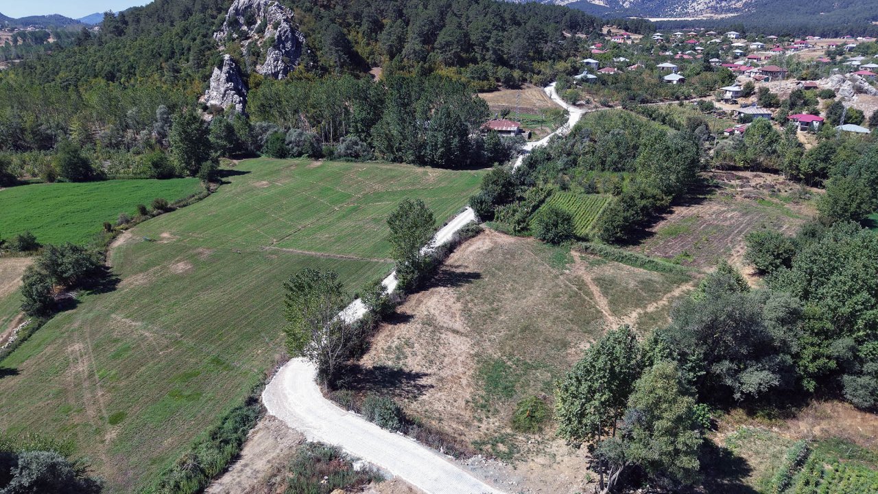 Büyükşehir’den Andırın Kırsalına Estetik Dokunuş