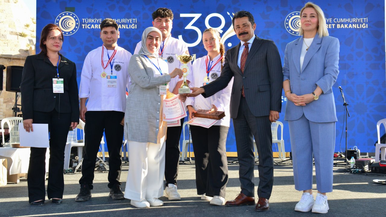 Kahramanmaraşlı Genç Şefler Kırşehir’de Türkiye İkincisi Oldu