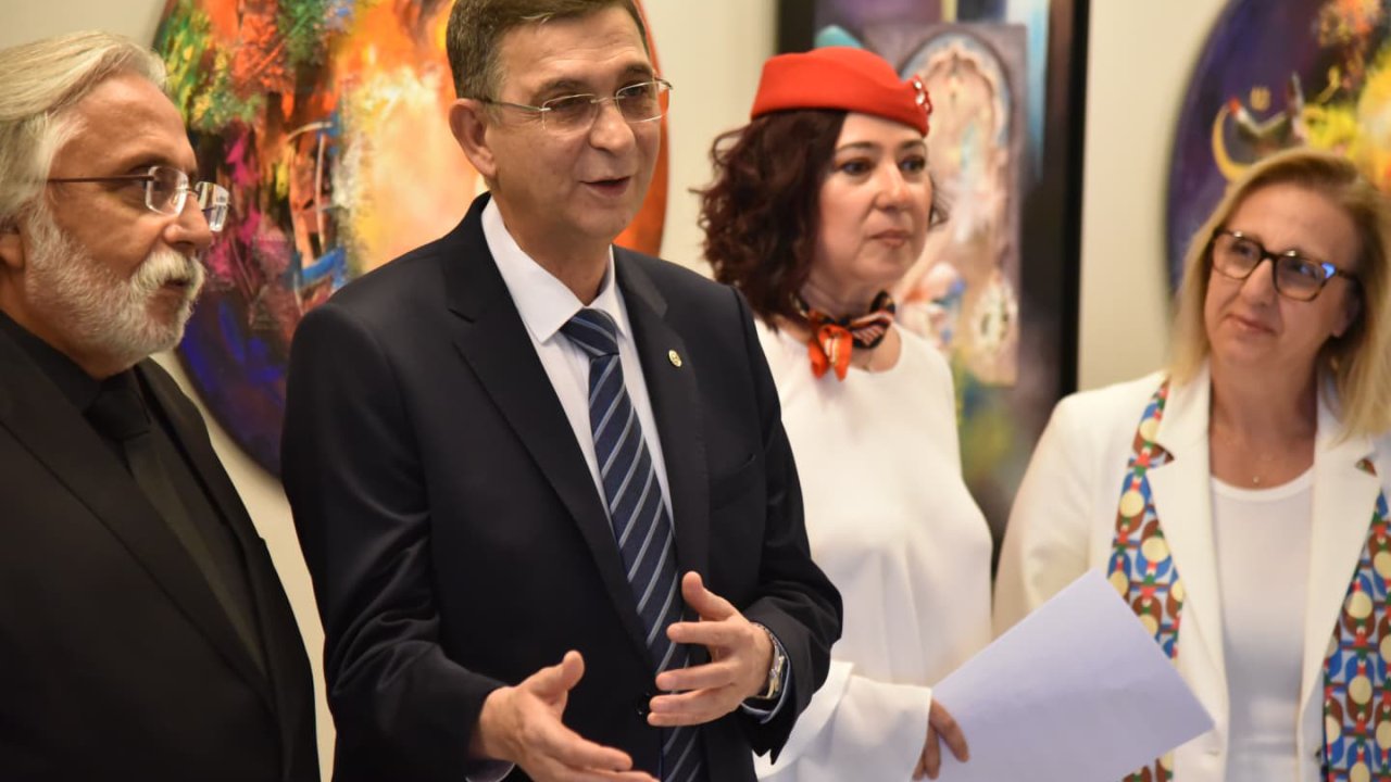 Fatoş Tatar Eker, “Benim Yolculuğum” Sergisini SANKO Sanat Galerisi’nde Açtı