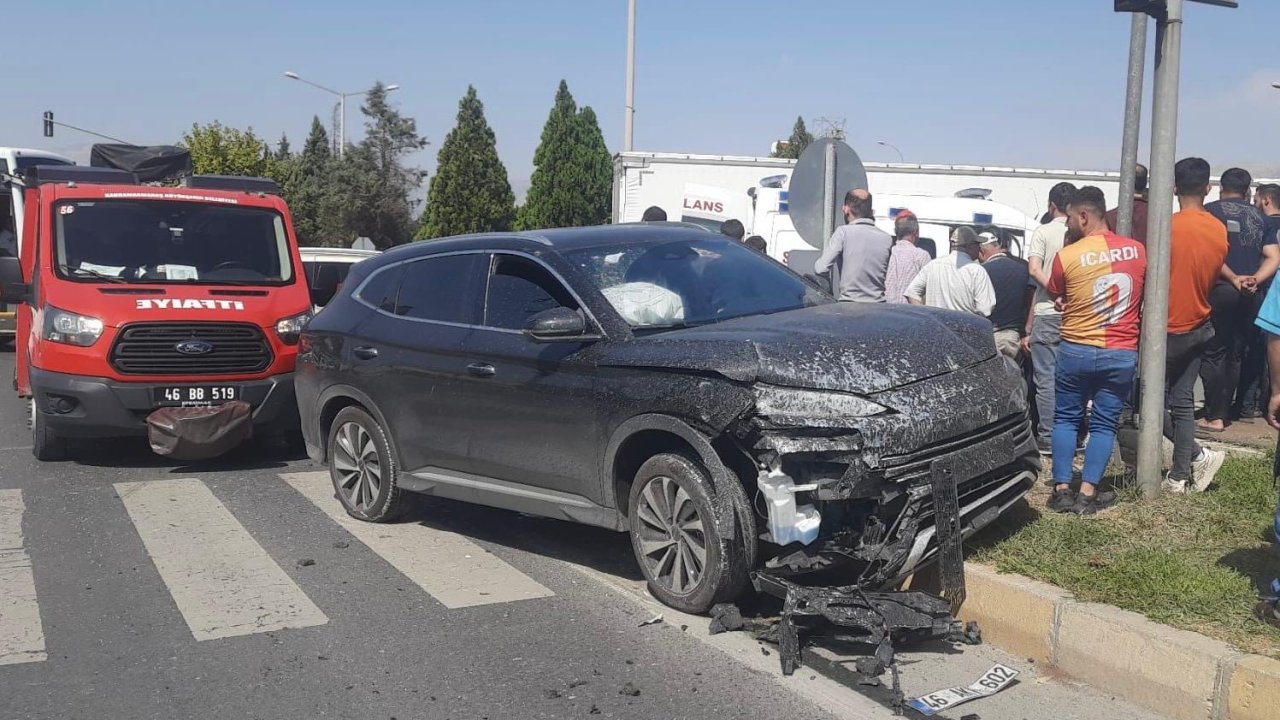 Kahramanmaraş’ta cip ile hafif ticari araç çarpıştı: 2 yaralı