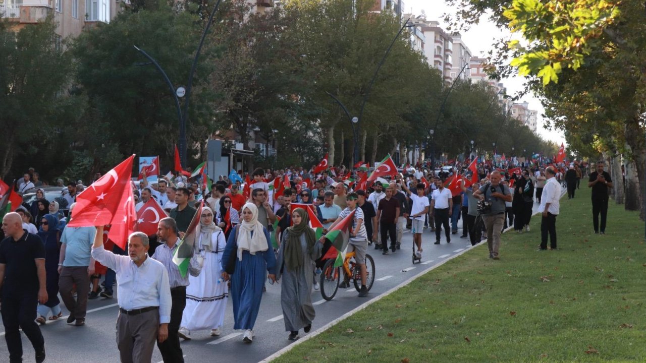 Kahramanmaraş'ta binler Gazze için yürüdü