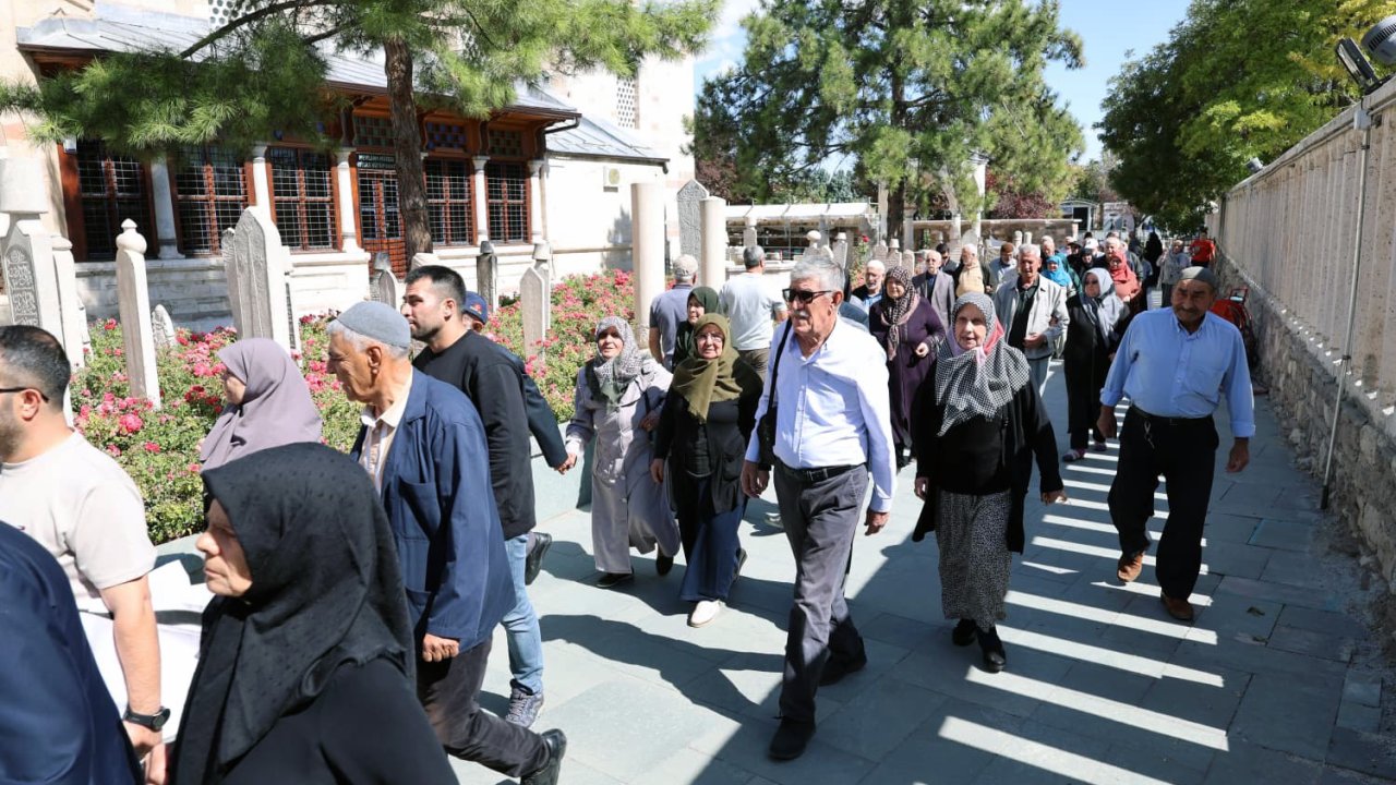Büyükşehir’den Sevgi Dolu Proje; 50 Yıllık Sevdalar Konya ve Nevşehir’de!