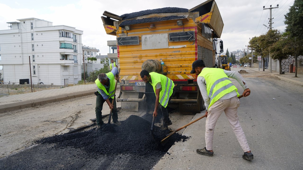 Asfalt Mesaisi Aralıksız Sürüyor