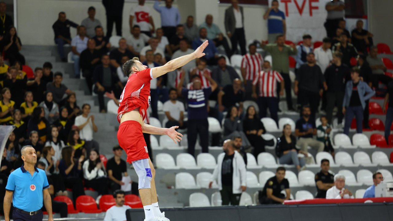 Kahramanmaraş Onikişubat Belediyespor Evinde Fırtına Gibi Esti: