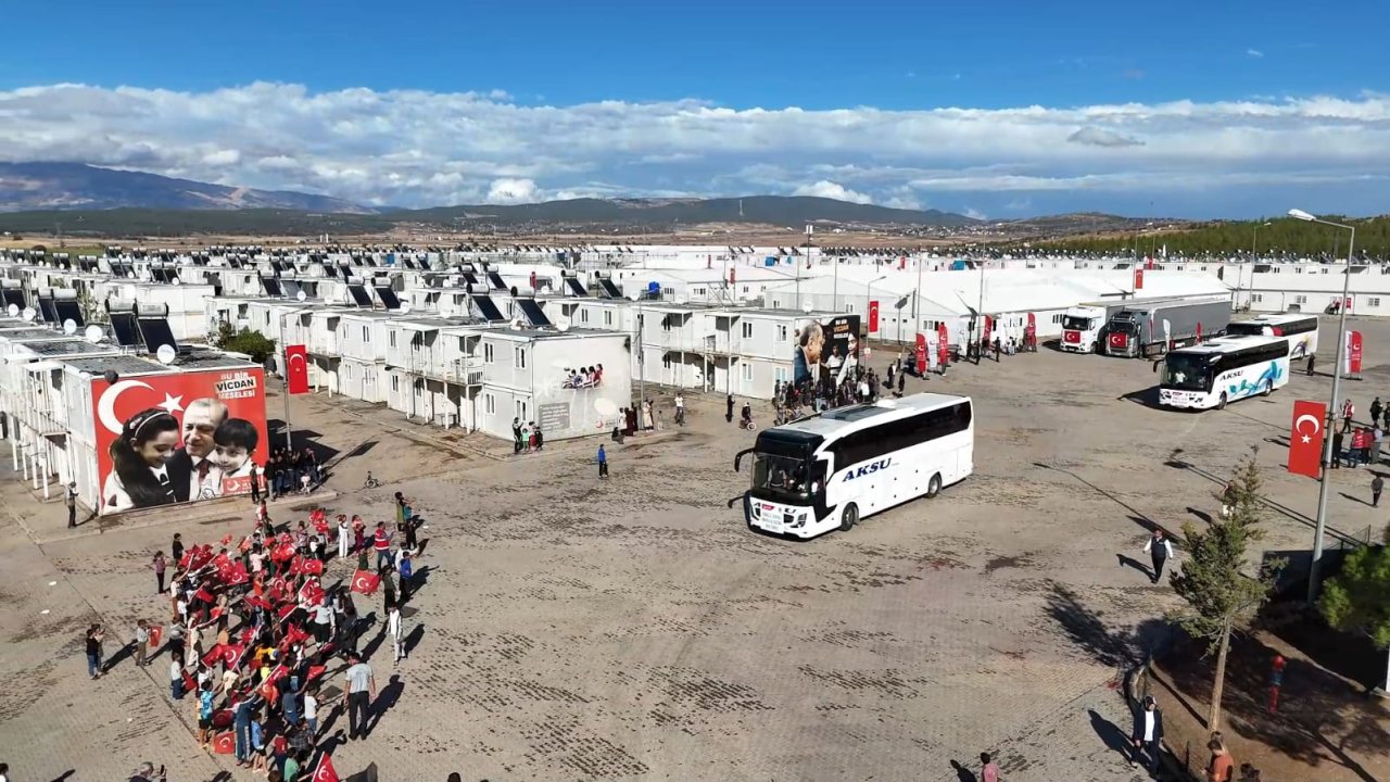 Kahramanmaraş’taki Suriyeliler ülkelerine dönüyor.