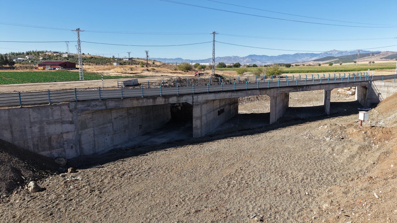 Büyükşehir, Yeniyurt’a Yeni Köprü İnşa Etti
