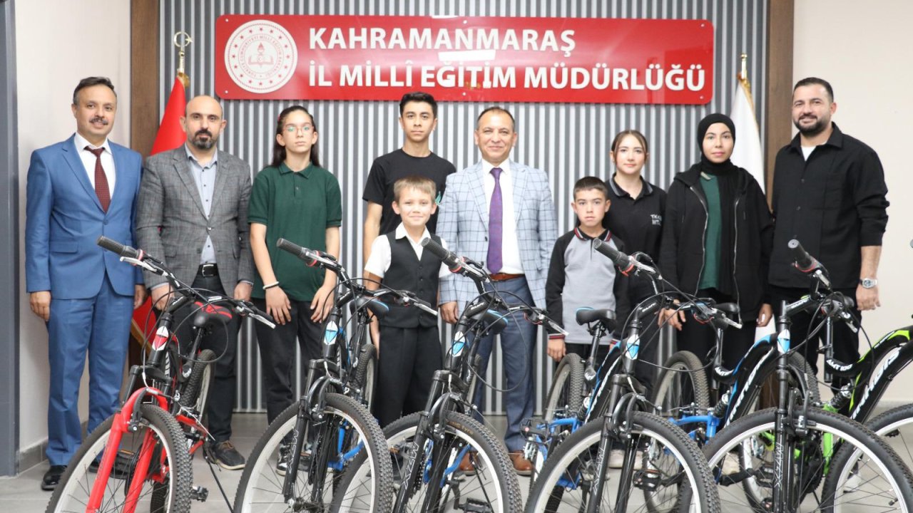 Kahramanmaraş’ın Kültür Elçileri Ödüllerini Aldı