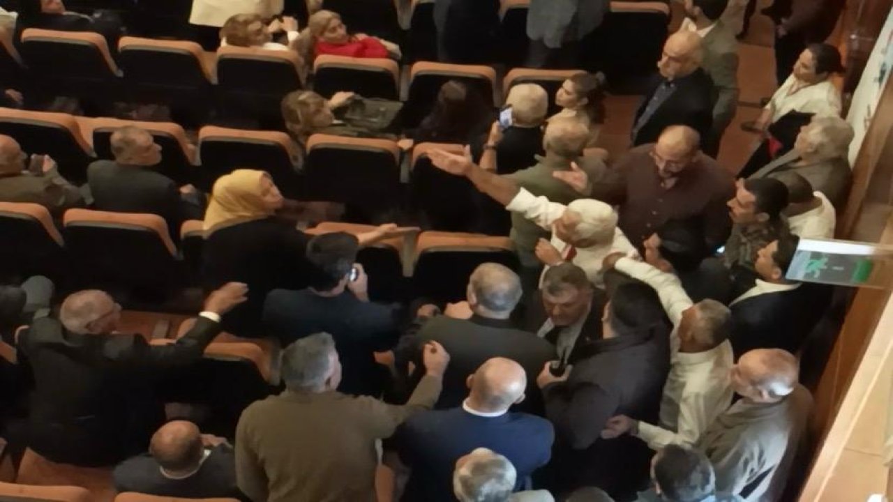 Kahramanmaraş’ta CHP İl Kongresinde Kavga