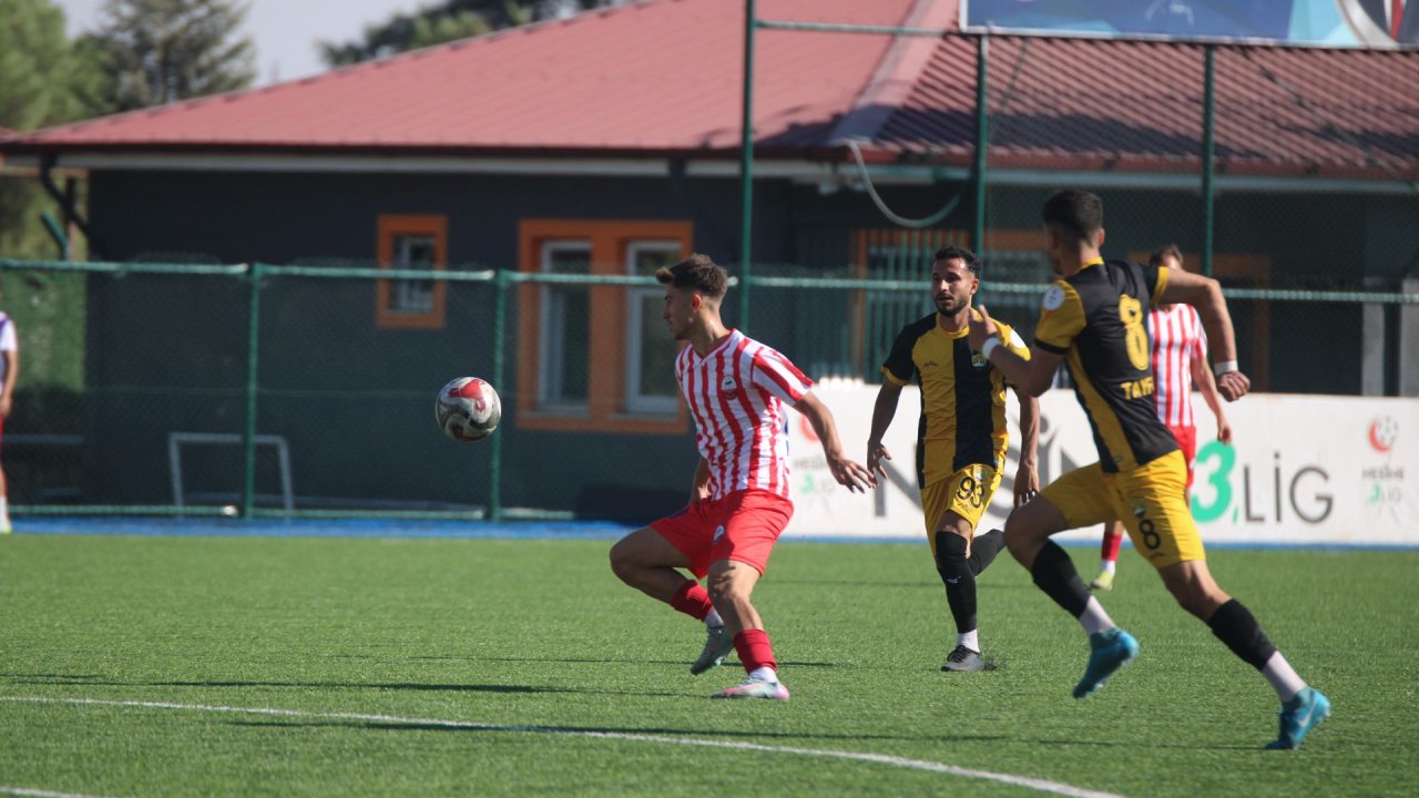 Kahramanmaraşspor Evinde Ağrıspor’a Farklı Mağlup Oldu: 1-4
