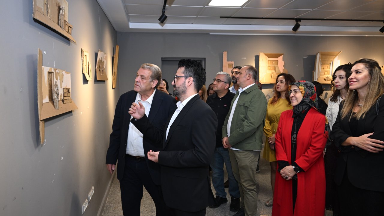 Kahramanmaraş'ta Filistin’in Sessiz Duvarları sergisi sanatseverlerle buluştu