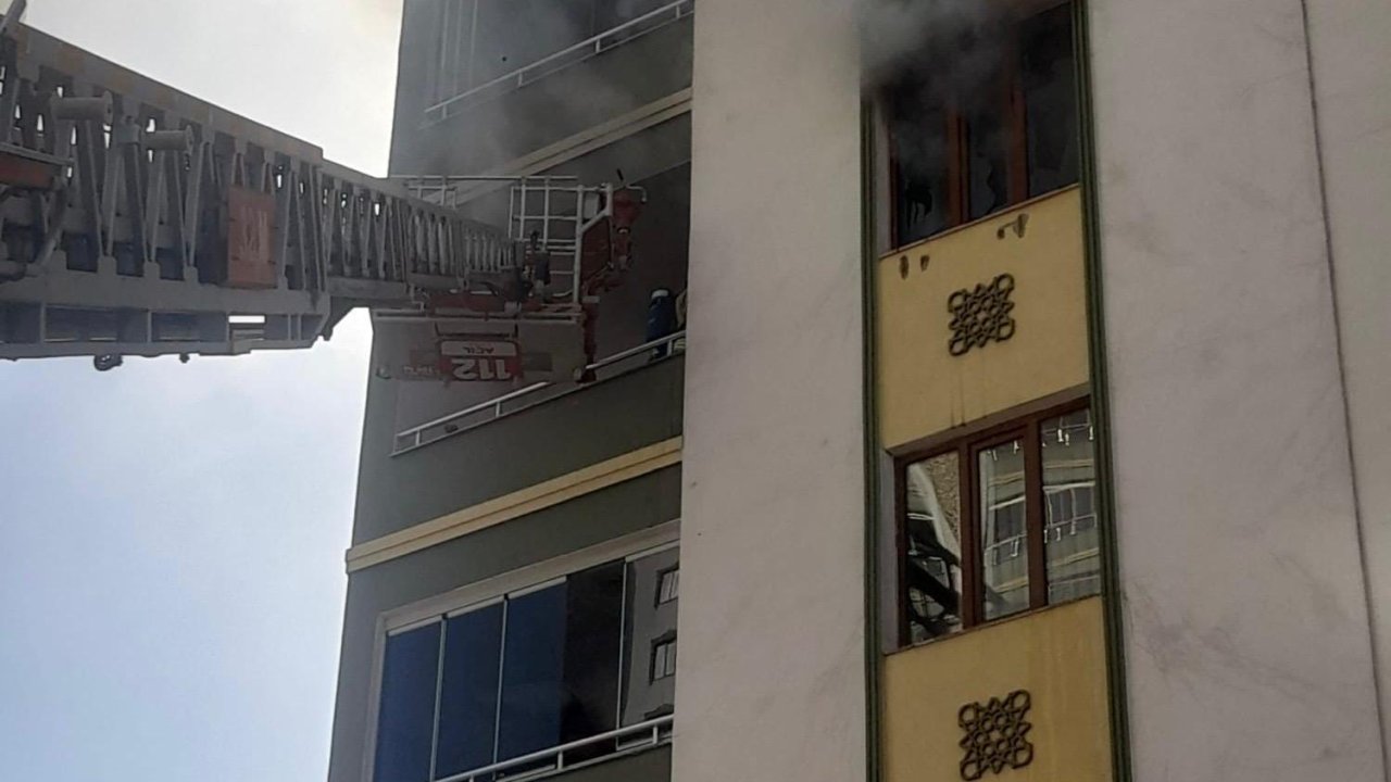 Kahramanmaraş’ta 13 Katlı Binada Korkutan Yangın