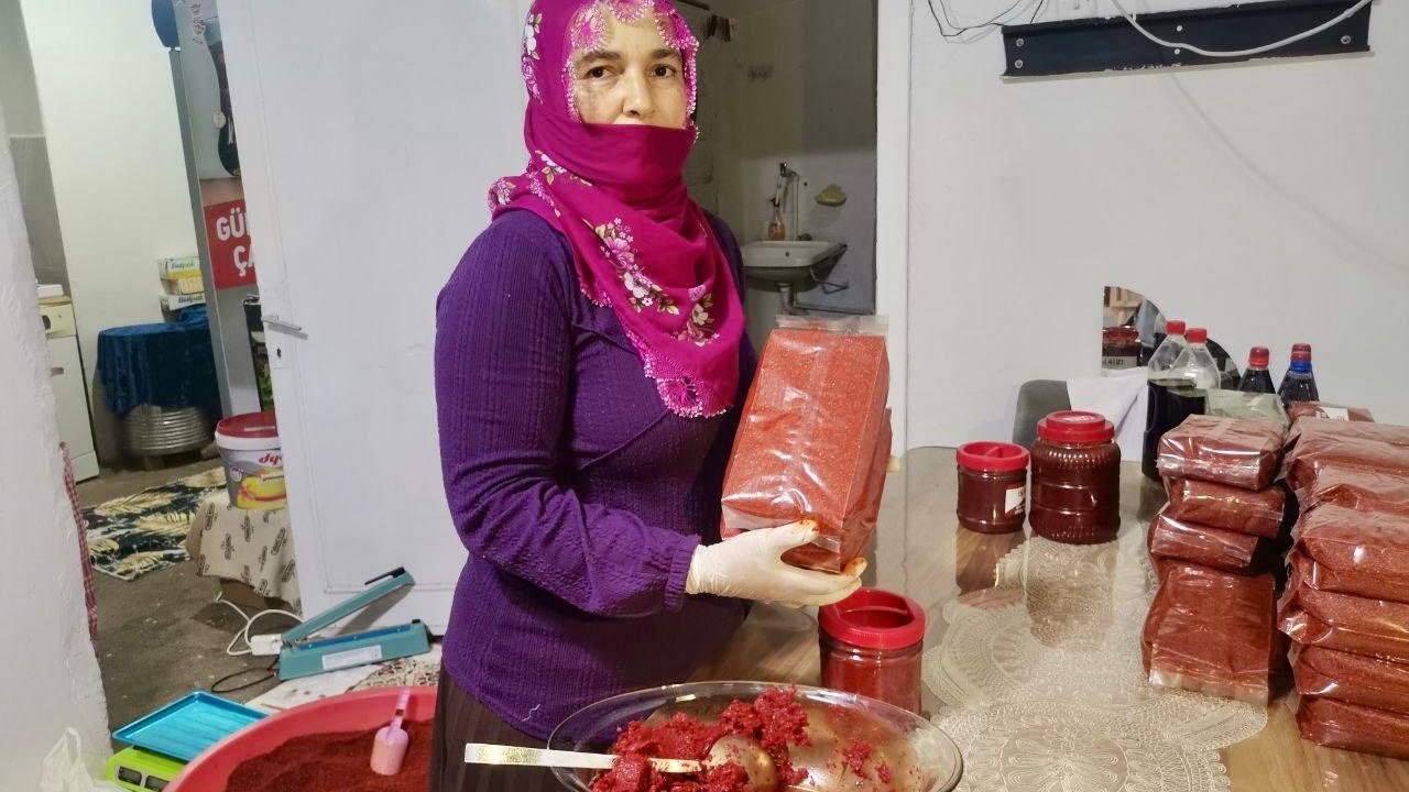 Kahramanmaraş biberiyle hayata tutundular