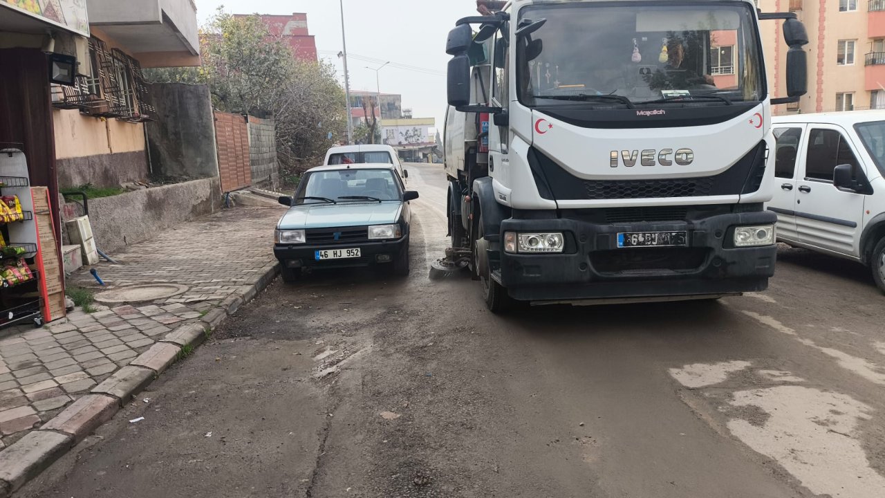 Umut Konteyner Kent’te Temizlik Çalışmaları Aralıksız Sürdürüyor