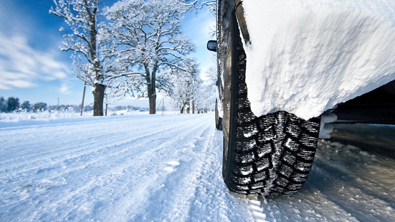 Kış Lastiği Zorunluluğu  5 Aya Çıkarıldı