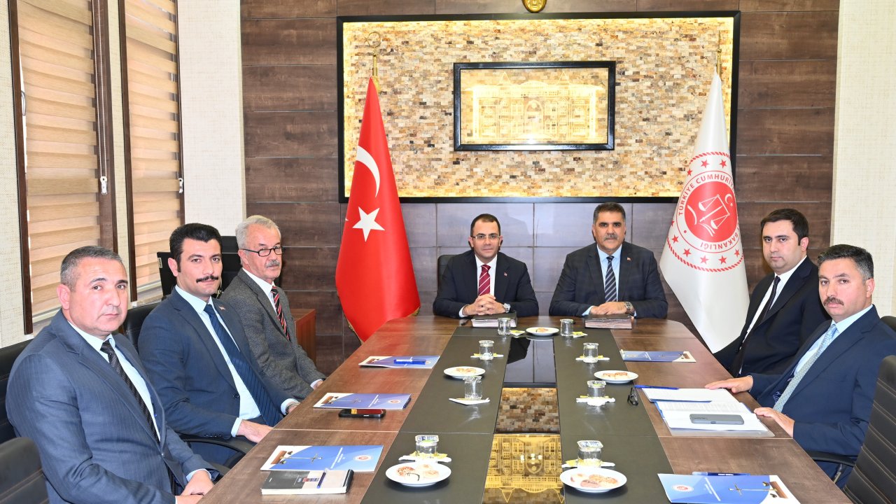 Türkoğlu Güzelleşiyor Hükümlüler Topluma Kazandırılıyor