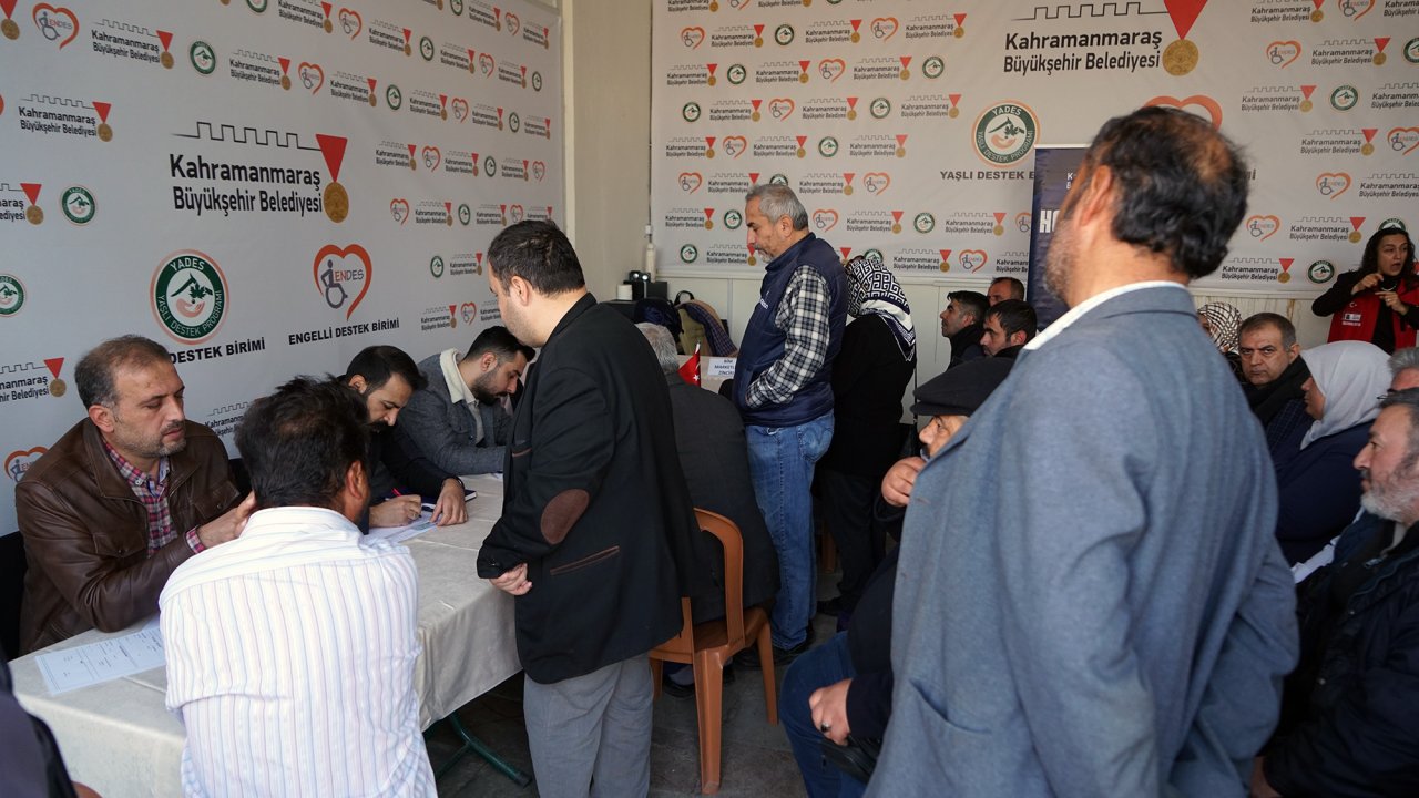 Büyükşehir’in İstihdam Günleri ile 244 Özel Gereksinimli Vatandaş İş Hayatına Atıldı