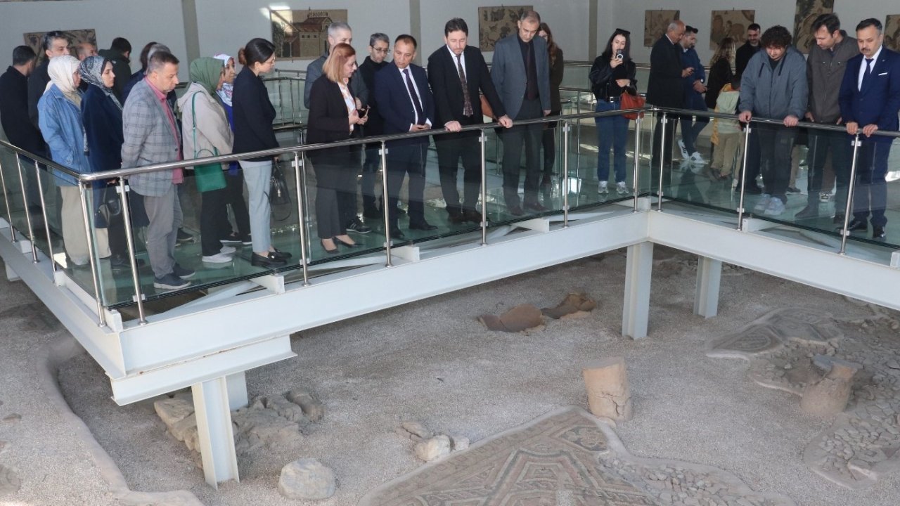 Öğretmenler Germanicia’nın Tarihini Yerinde Öğreniyor