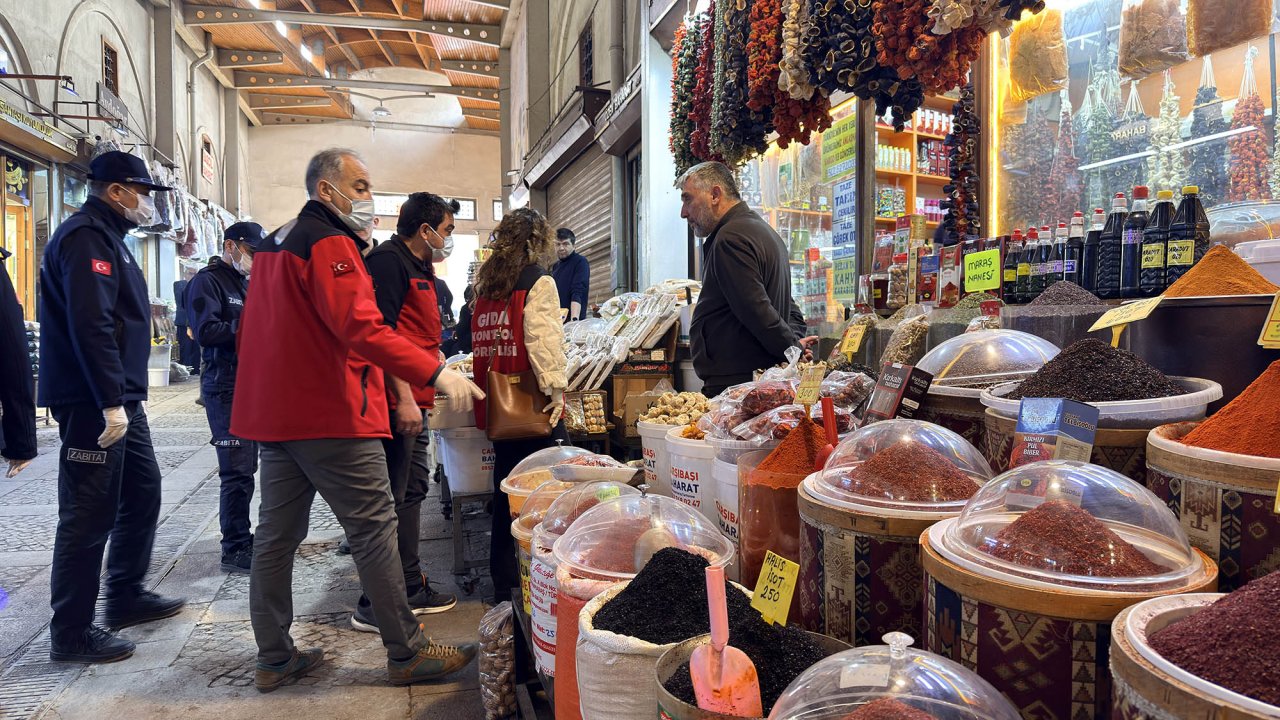 Kapalı Çarşı’da Gıda Güvenliği İçin Kapsamlı Denetim