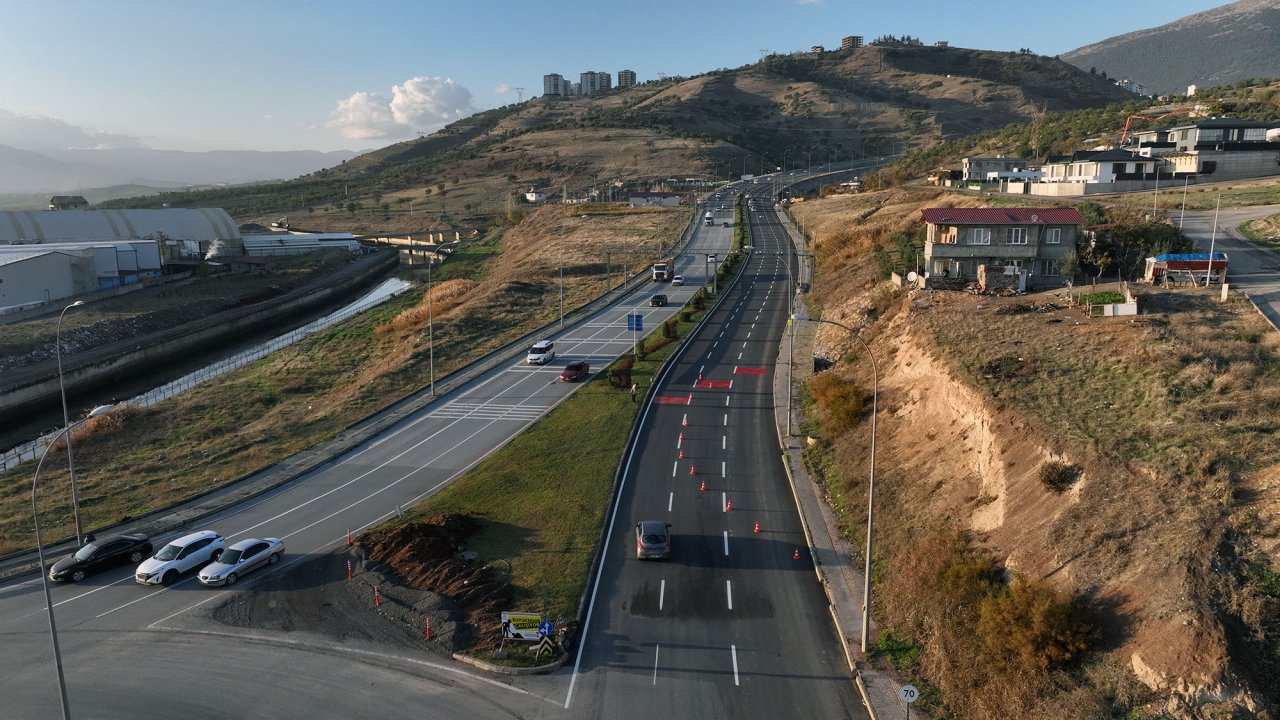 Sümbüllü Caddesi Bu Gece Yeniden Trafiğe Açılıyor