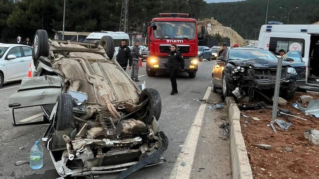 Kahramanmaraş’ta iki otomobil çarpıştı: 1 yaralı