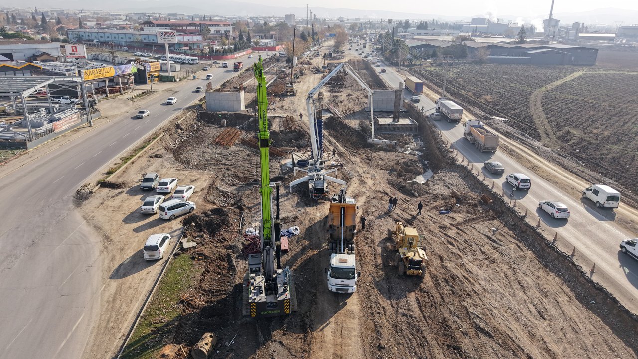 Başkan Görgel Sanayi Kavşağı Hızla Yükseliyor