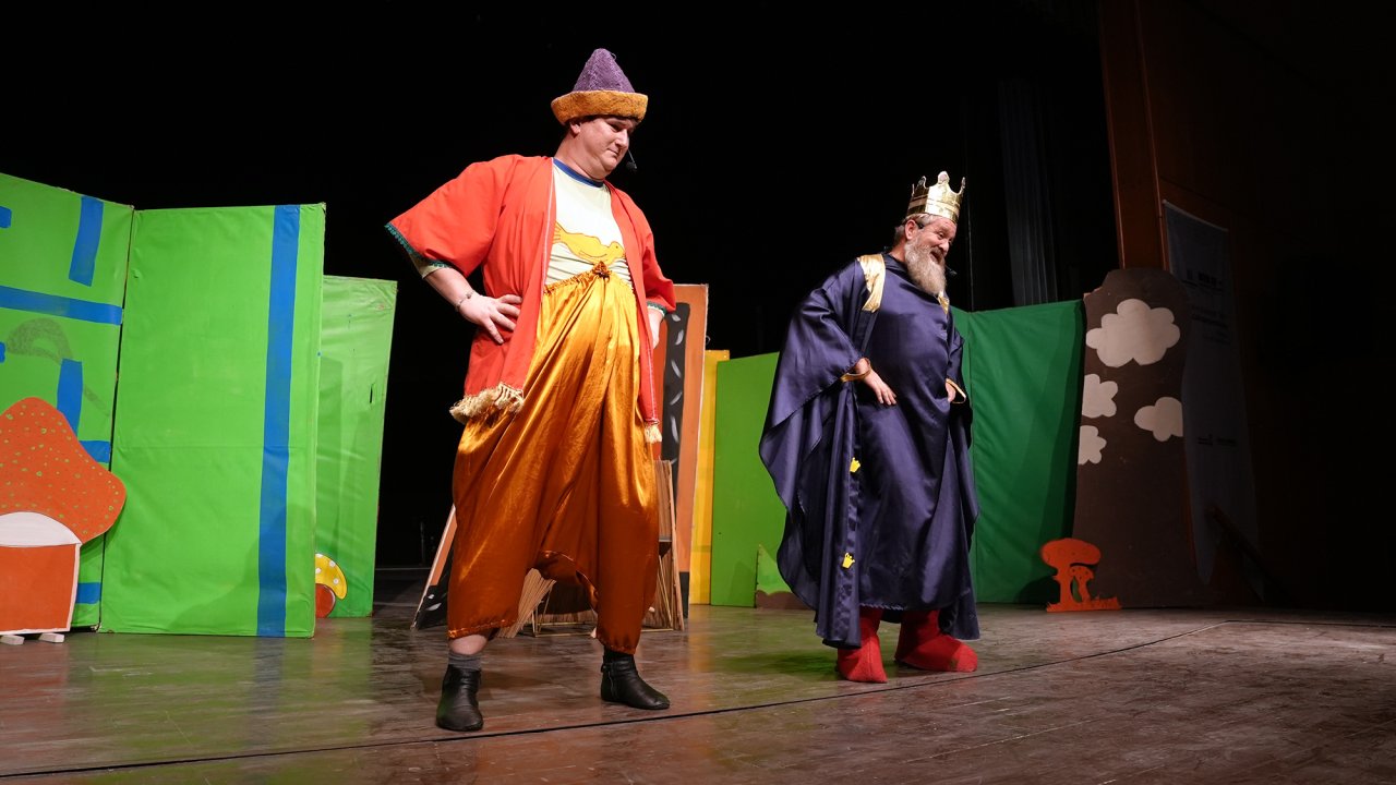 Büyükşehir, Miniklere Hafta Sonu Tiyatro Şöleni Yaşattı