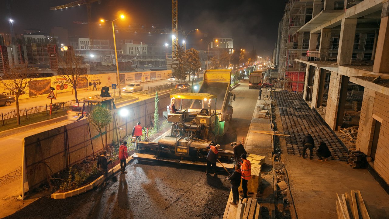 Azerbaycan Mahallesi’nde 1 Kilometrelik Yol Yenilendi