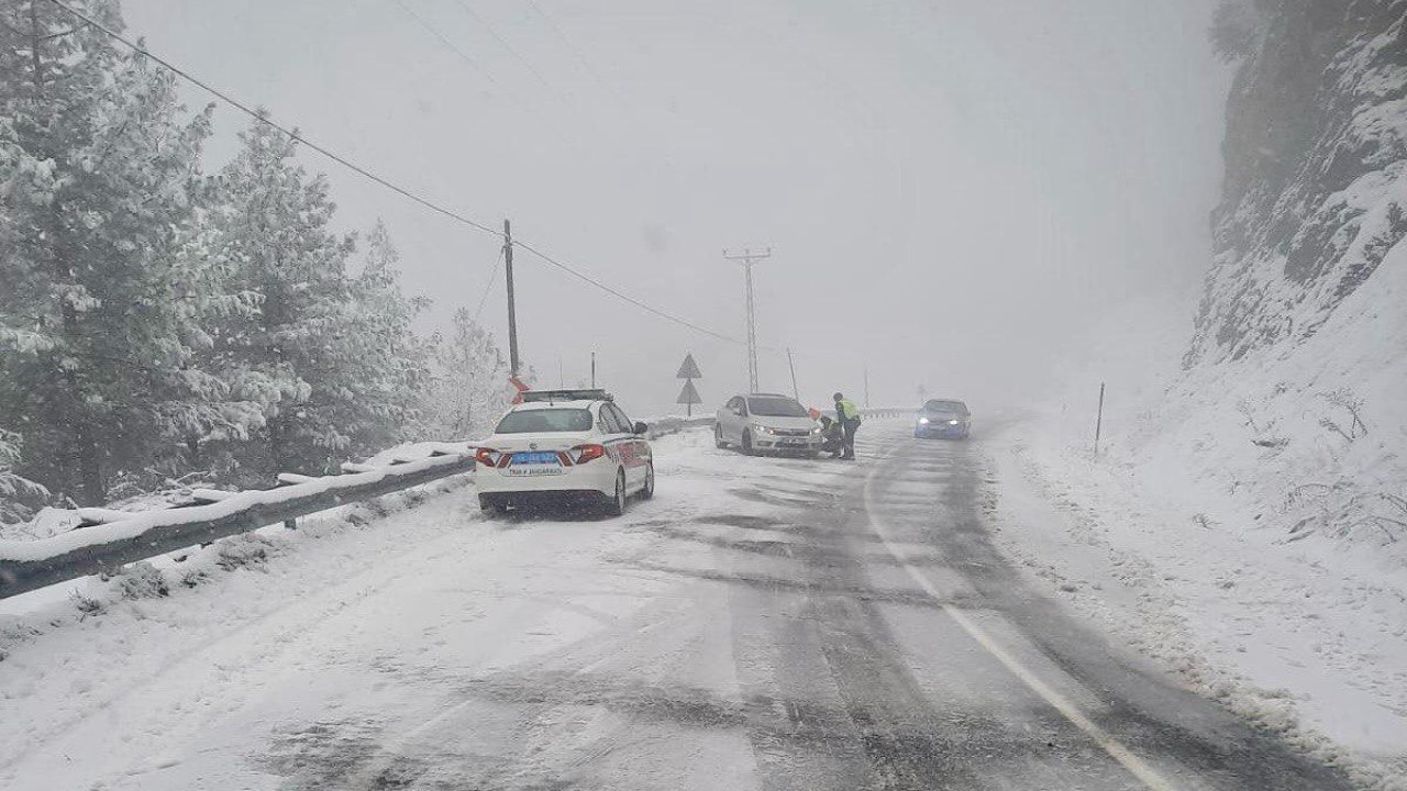 Kahramanmaraş Kayseri yolu ulaşıma kapandı