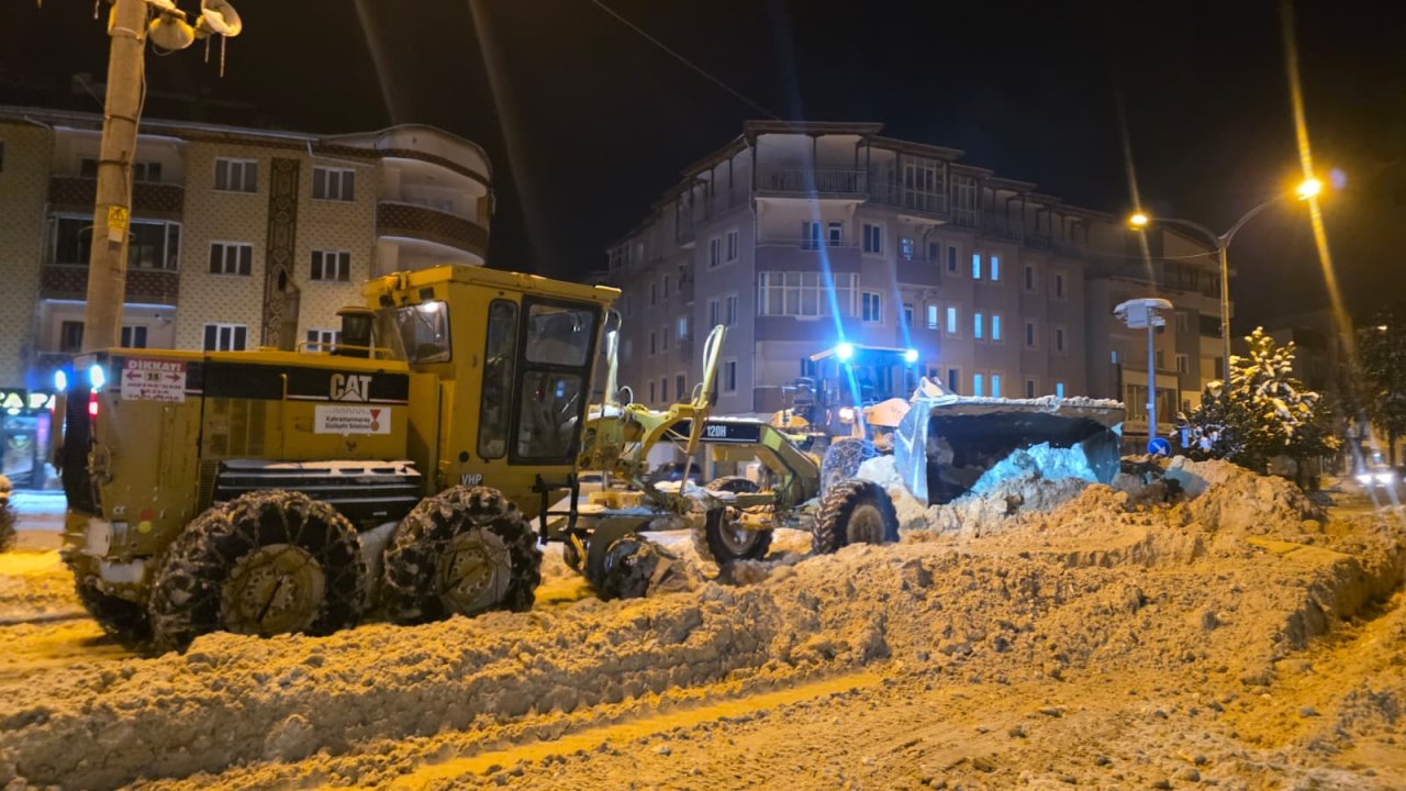 Büyükşehir, Göksun’da Ulaşımı Kesintisiz Sağlıyor