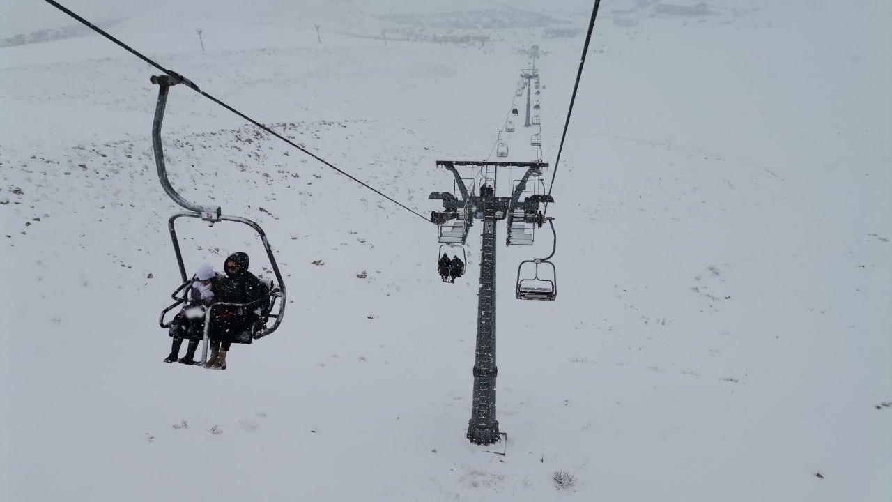 Kahramanmaraş kayak merkezi doldu taştı