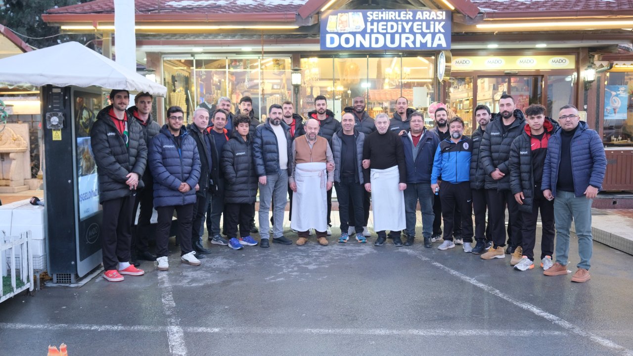 Onikişubat Belediyespor Namağlup Liderliğini Sürdürdü, MADO’dan Moral Desteği